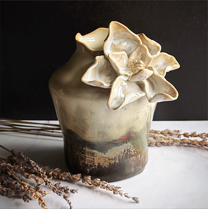 Still Magnolia