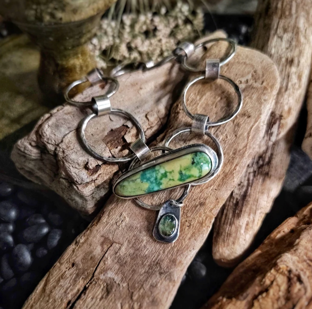 Toggle Chain Bracelet